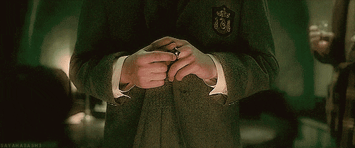 가 그저그런 유치한 판타지 소설이 아닌 이유 | 인스티즈