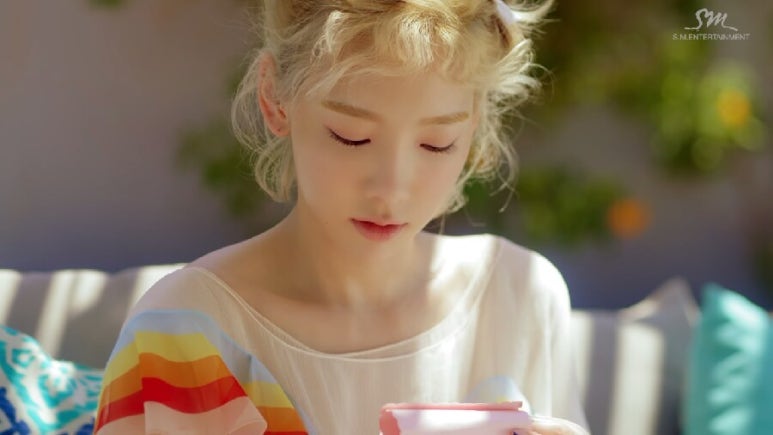 태연 Why 뮤비 해석 (데이터 주의) | 인스티즈