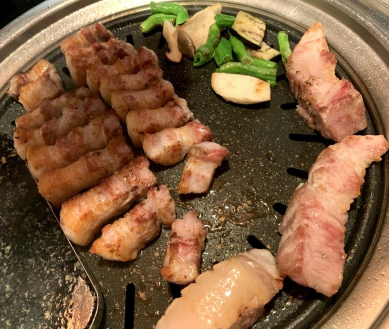 유남주(돼지구이전문점) 이미지
